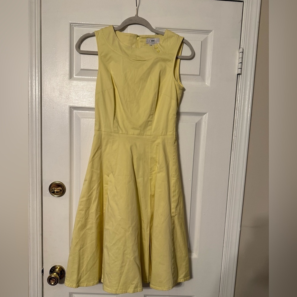 H&M Yellow Sleeveless Midi Dress